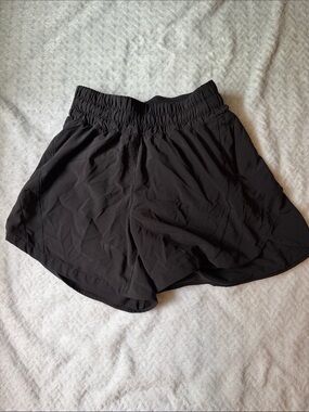 lululemon athletica Black Women's Athletic Shorts with Elastic Waist